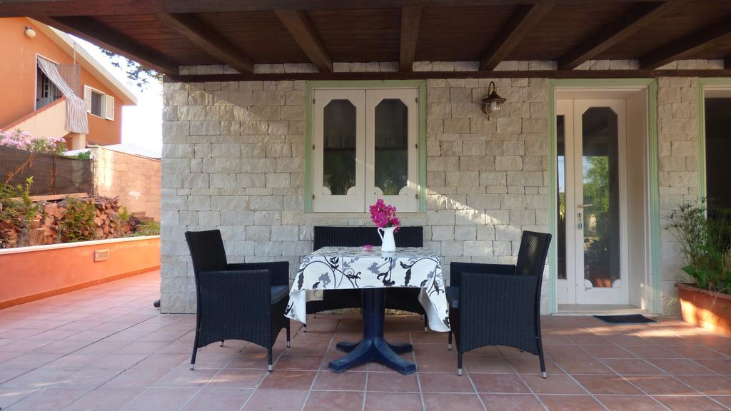 La Villa Rosa Al Mare Поцало Екстериор снимка
