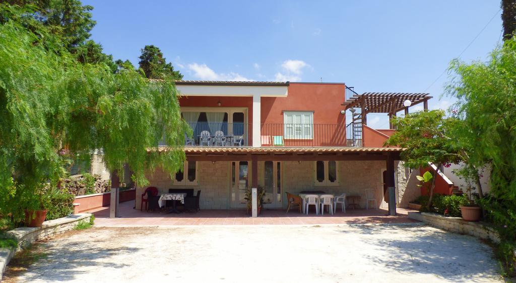 La Villa Rosa Al Mare Поцало Екстериор снимка