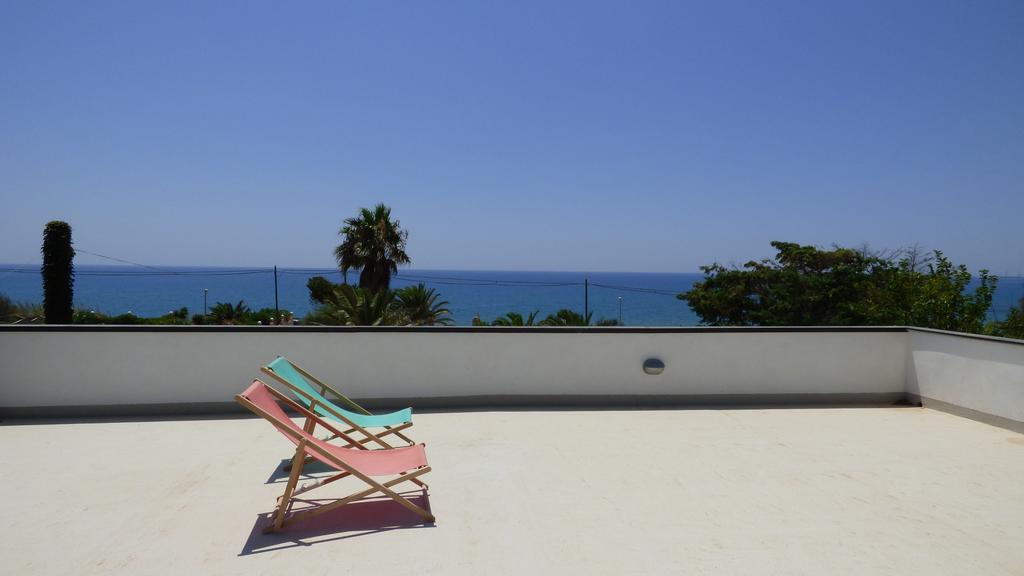 La Villa Rosa Al Mare Поцало Екстериор снимка